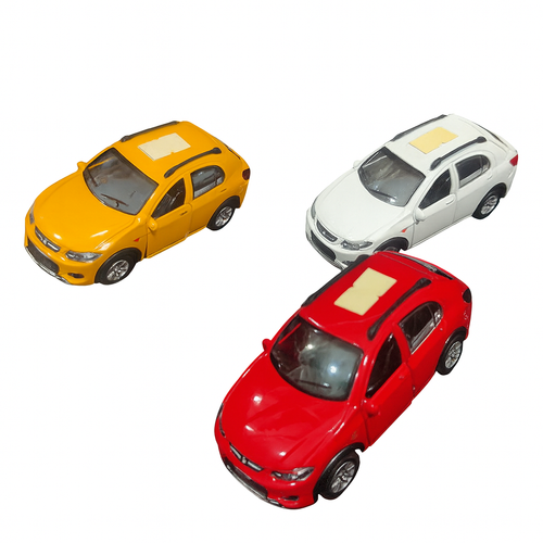 اسباب بازی ماشین فلزی کوییک رنگ بندی مختلف iron car